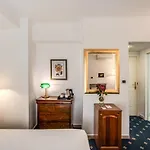 Napoleon Hotel