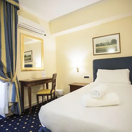 Hotel Napoleon 4*