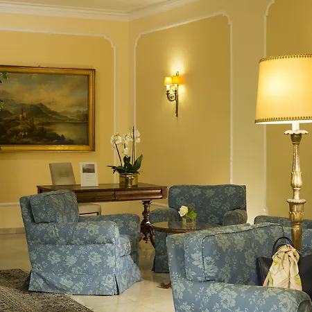 Hotel Napoleon 4*