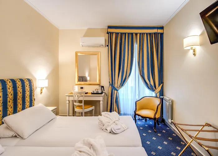 Hotel Napoleon 4*